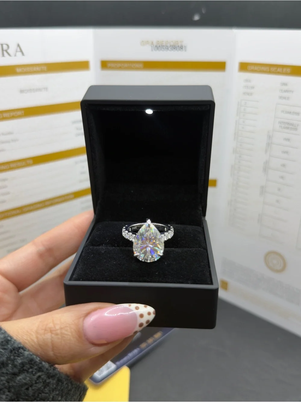 10ct pear cut big Moissanite engagement ring vvs1 sz 7